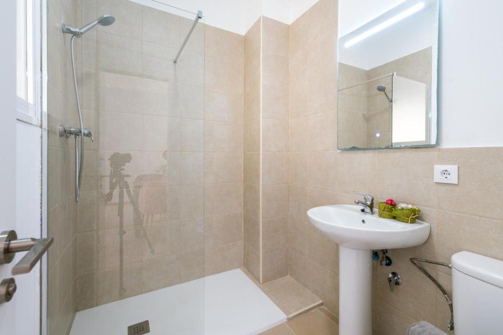 Olehousing-San Lorenzo Seville Exterior photo